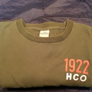 💋SOLD Mens long Sleeved Hollister tshirt XL